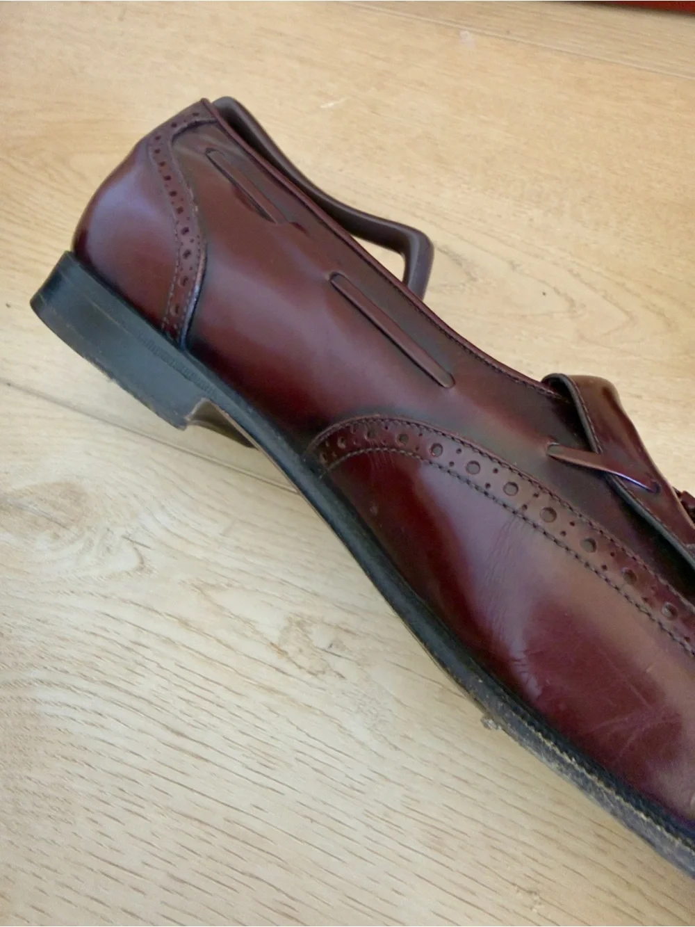 Salvatore Ferragamo Men's Dark Burgundy Tassel Loafers Lucas Bordeaux Size 8D